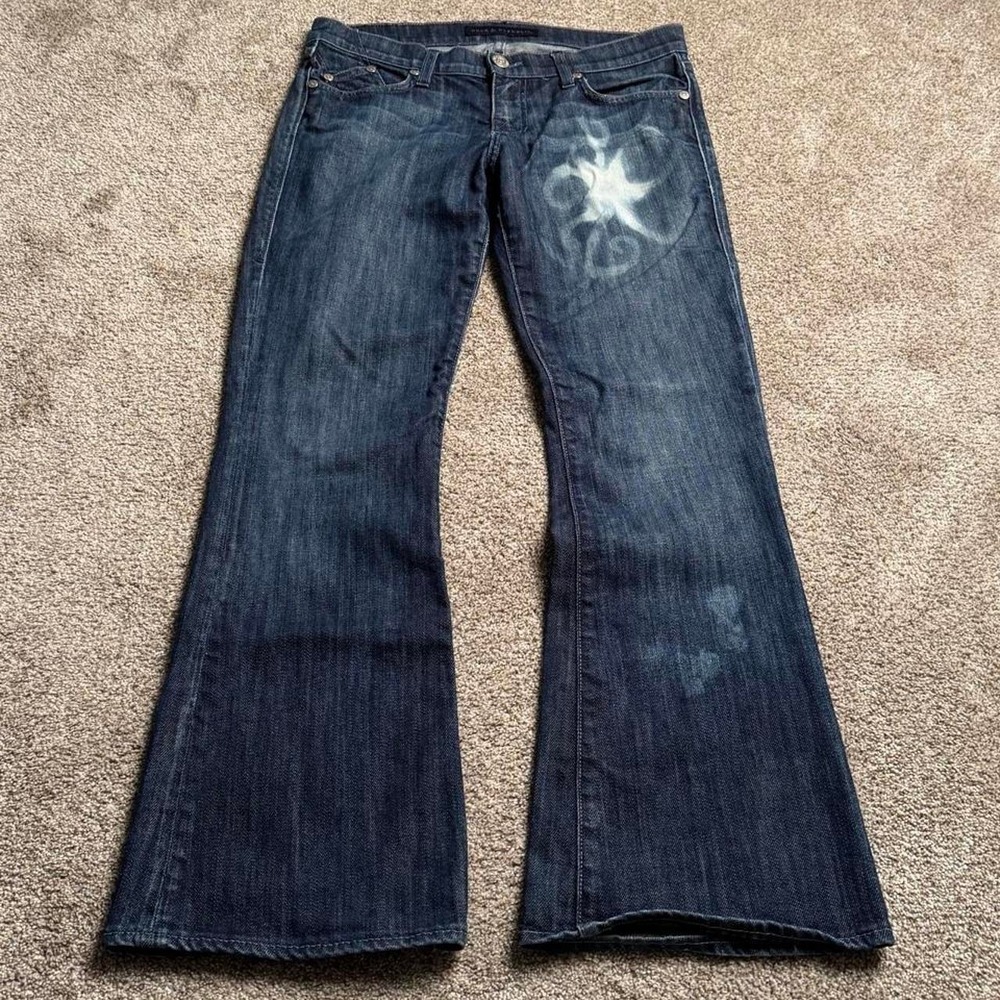 ROCK & REPUBLIC "BLEACH GRAPHIC" LOW RISE BOOTCUT DENIM